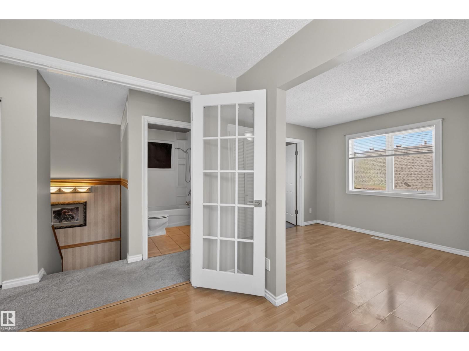 11 GREENFIELD ES, St. Albert