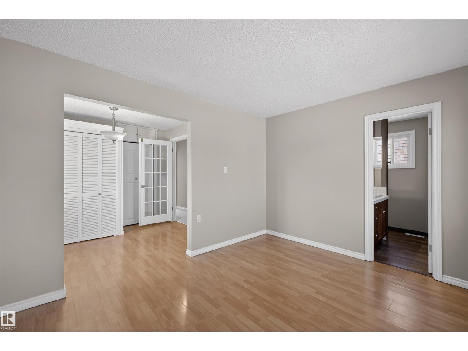 11 GREENFIELD ES, St. Albert