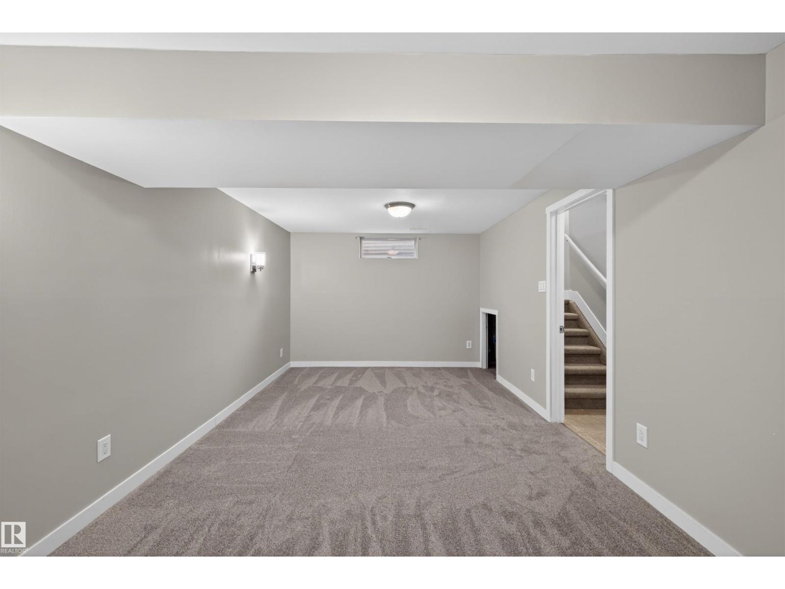 11 GREENFIELD ES, St. Albert