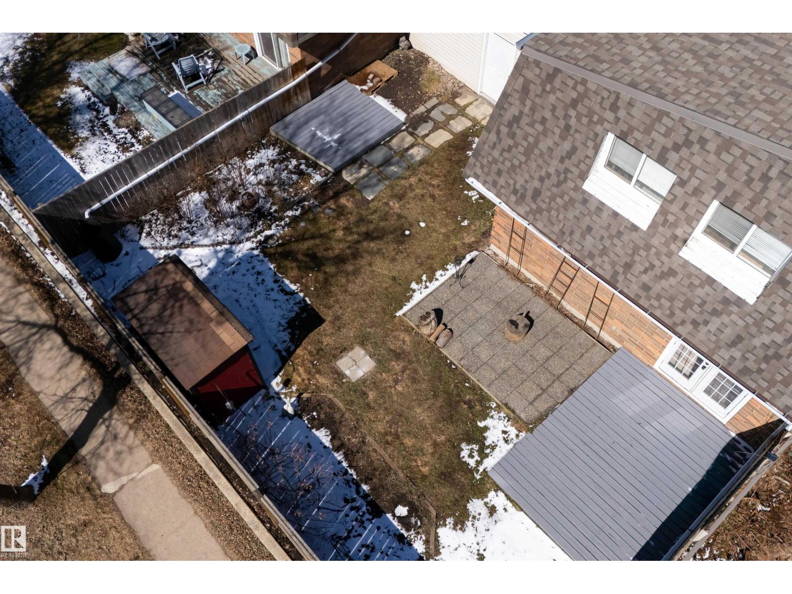 11 GREENFIELD ES, St. Albert