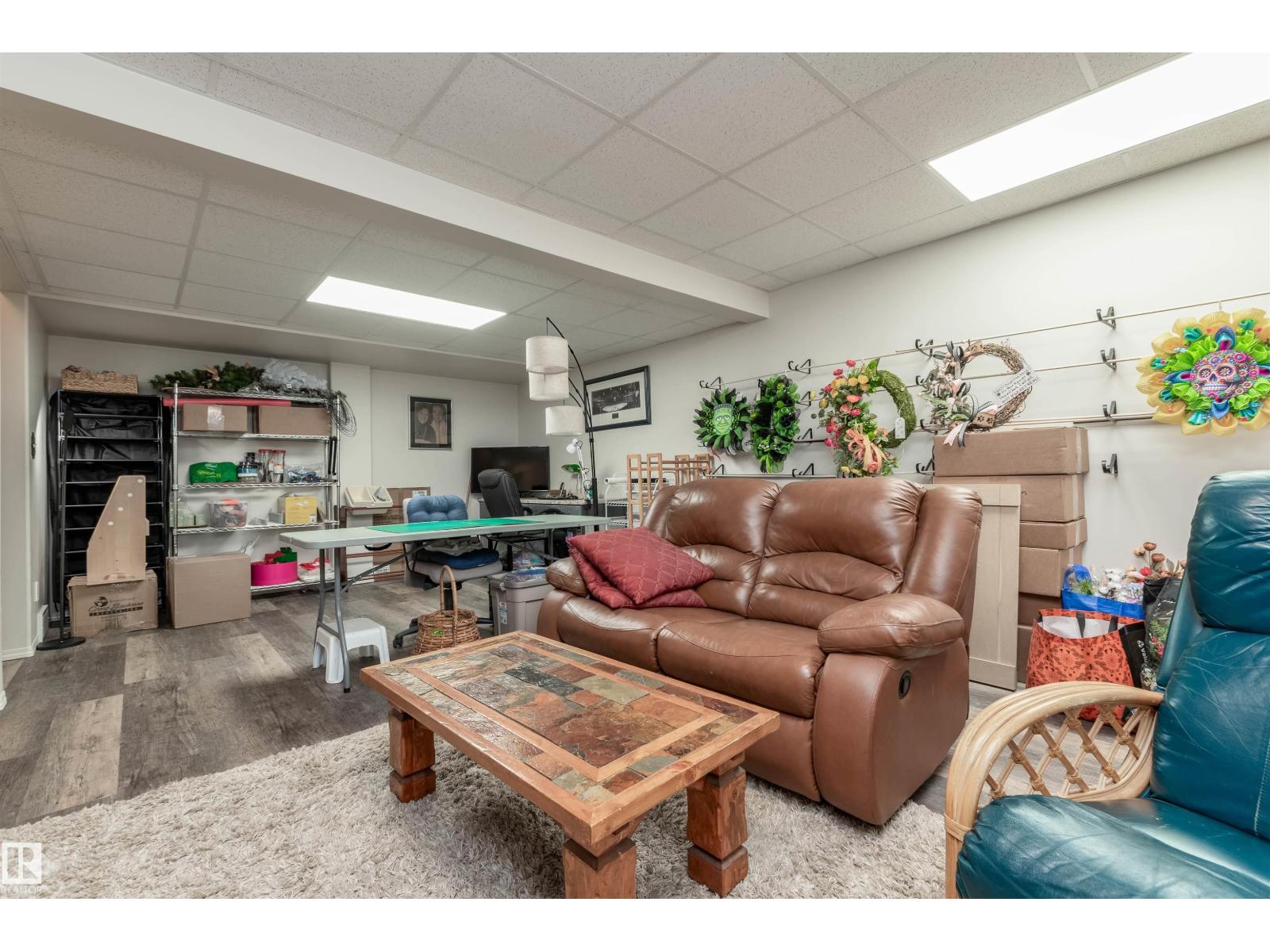 31 ESTATES CO, Sherwood Park