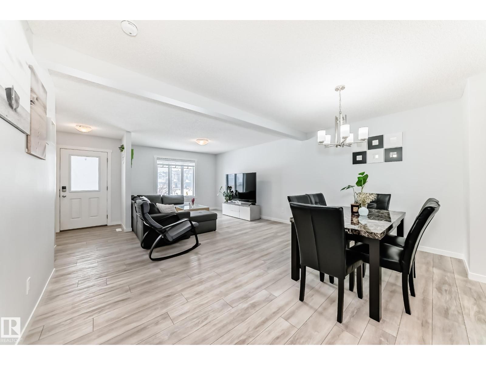 2505 14 AV NW, Edmonton