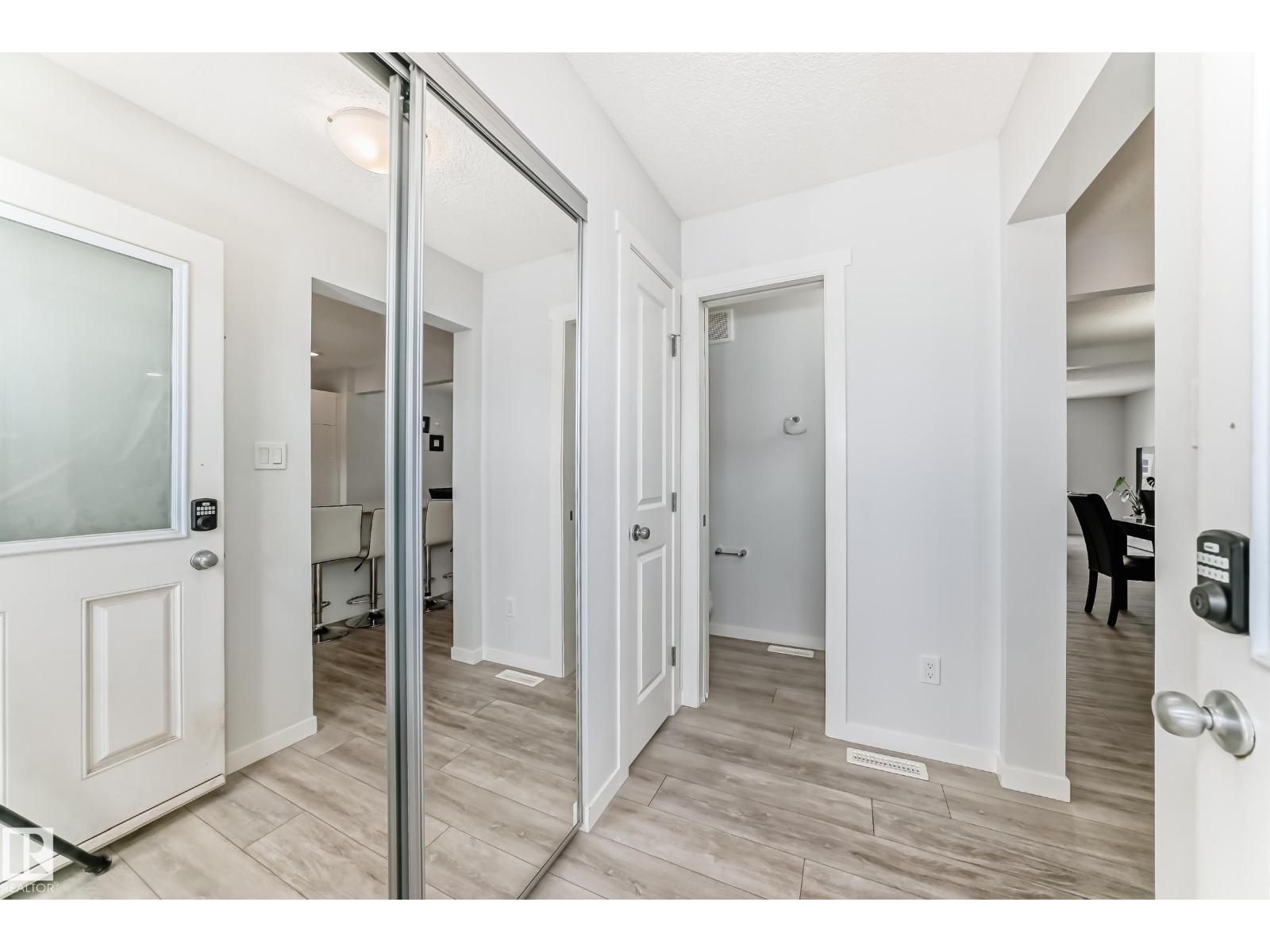 2505 14 AV NW, Edmonton