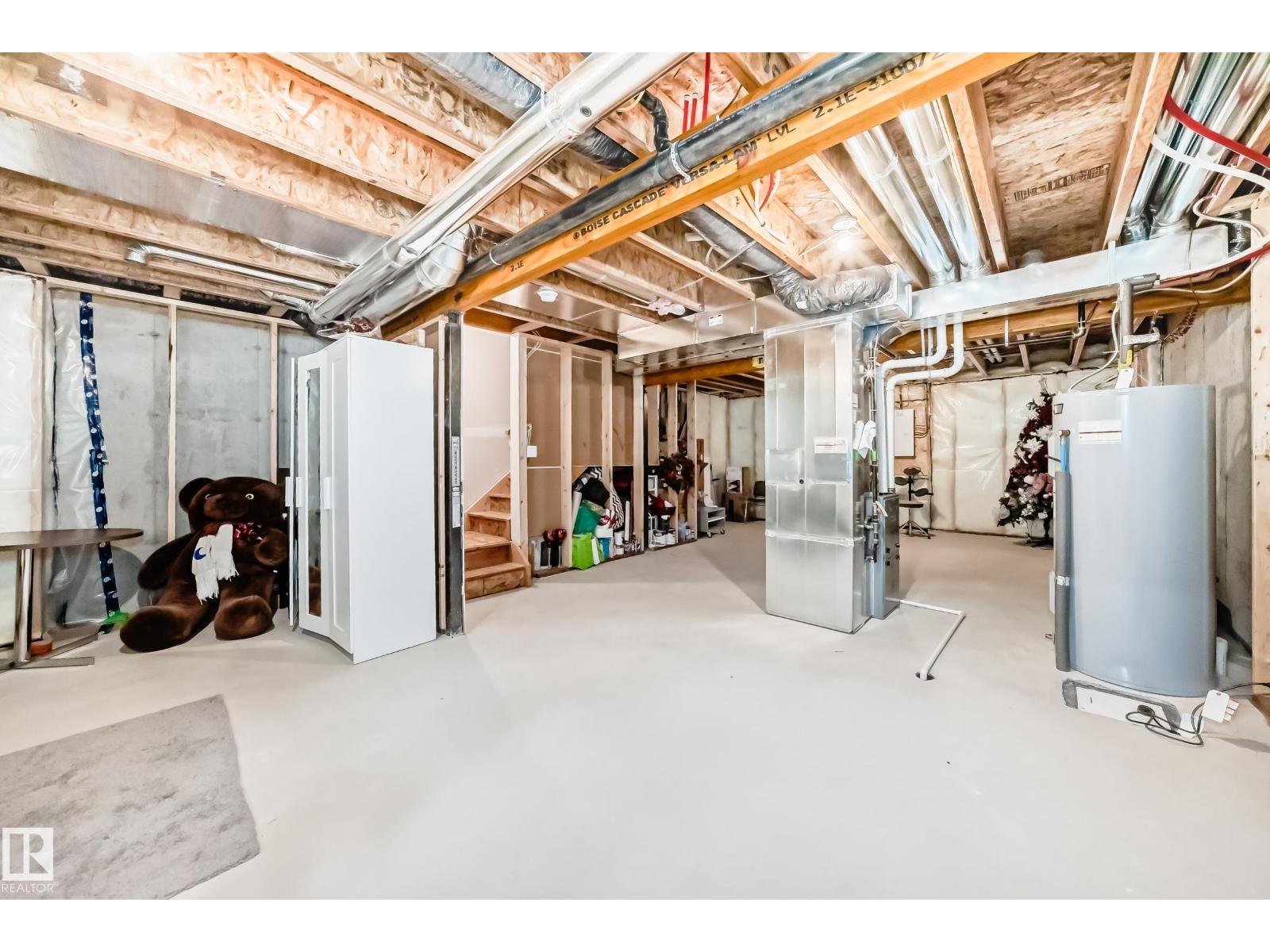 2505 14 AV NW, Edmonton