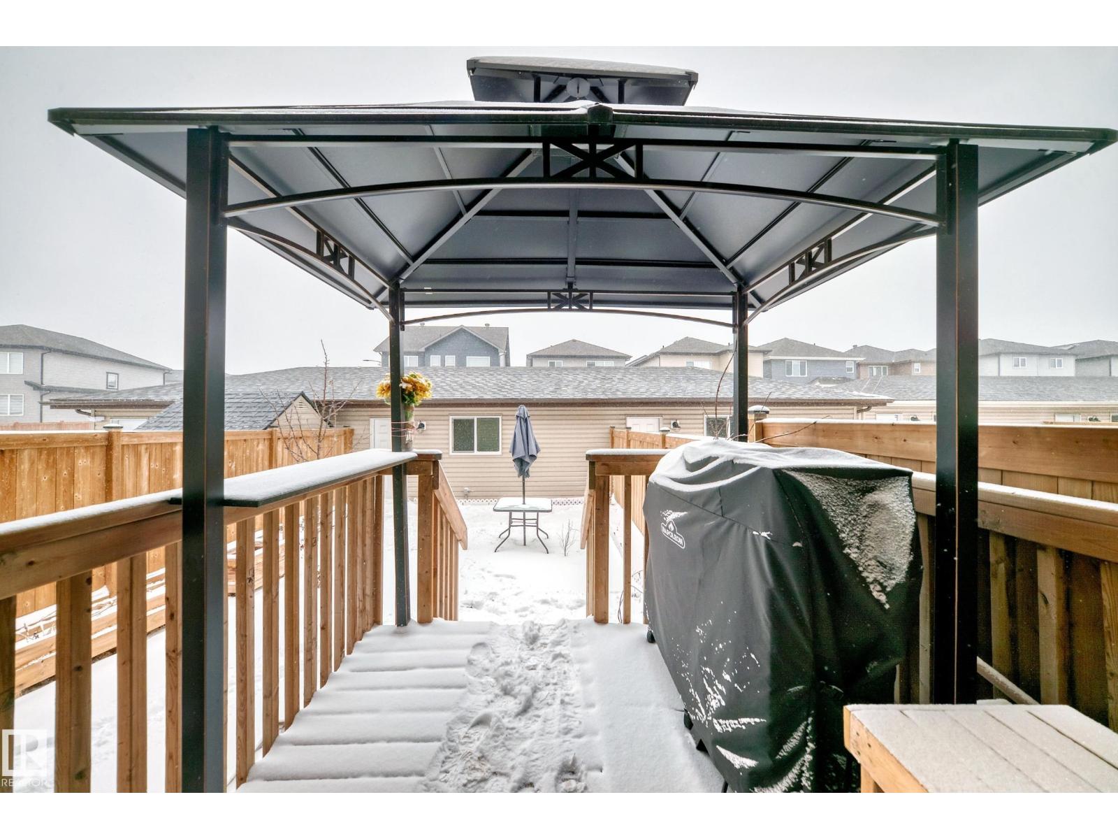 2505 14 AV NW, Edmonton