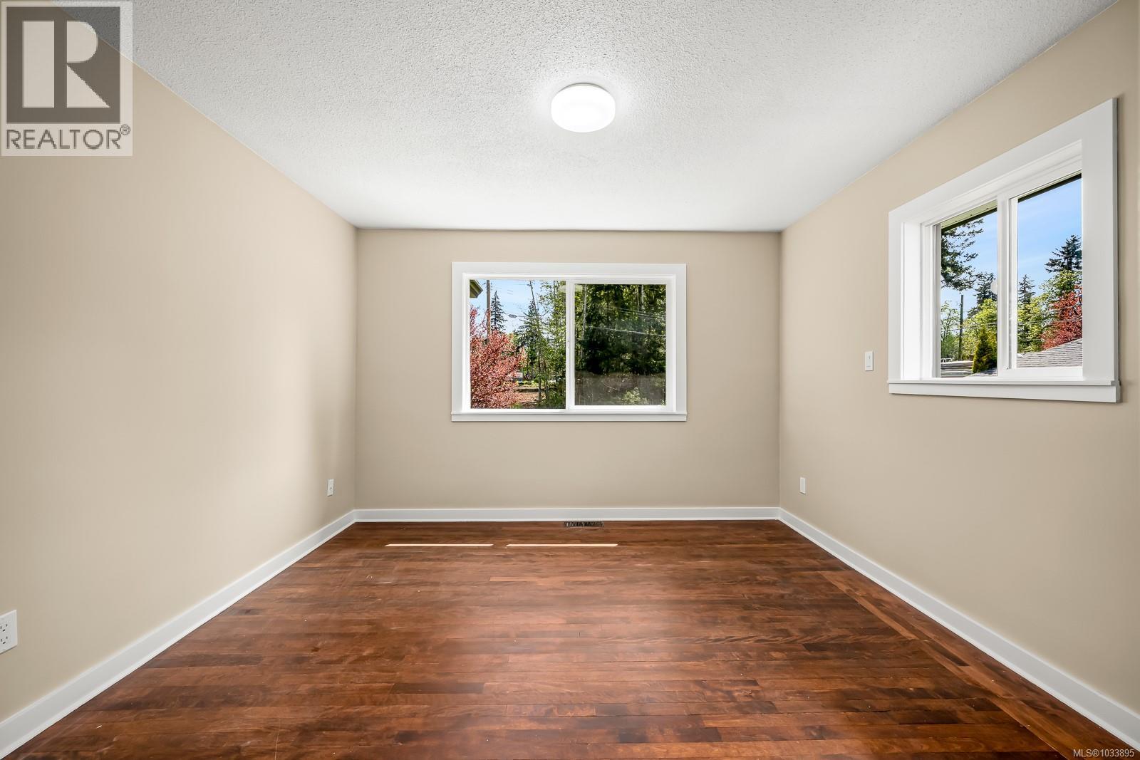 290 Herondale Rd - 9