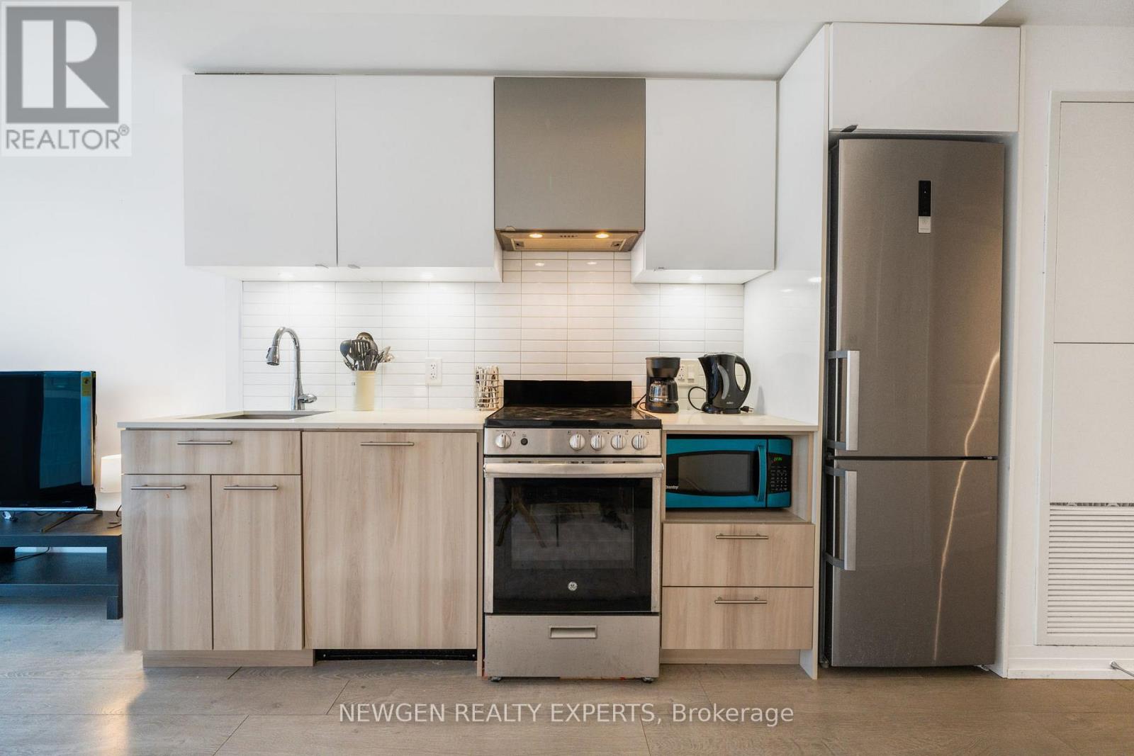 #1624 251 JARVIS STREET - 18