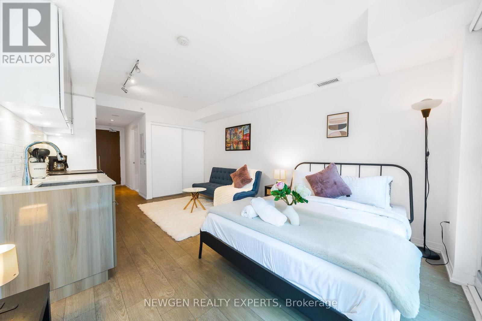#1624 251 JARVIS STREET - 9