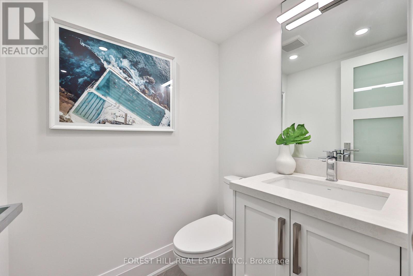 #115 349 ST CLAIR AVENUE W - 10