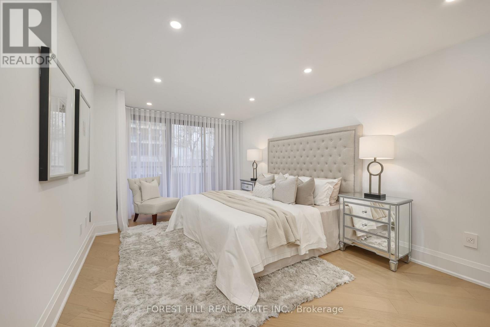 #115 349 ST CLAIR AVENUE W - 13