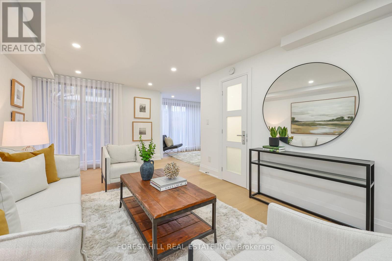 #115 349 ST CLAIR AVENUE W - 21