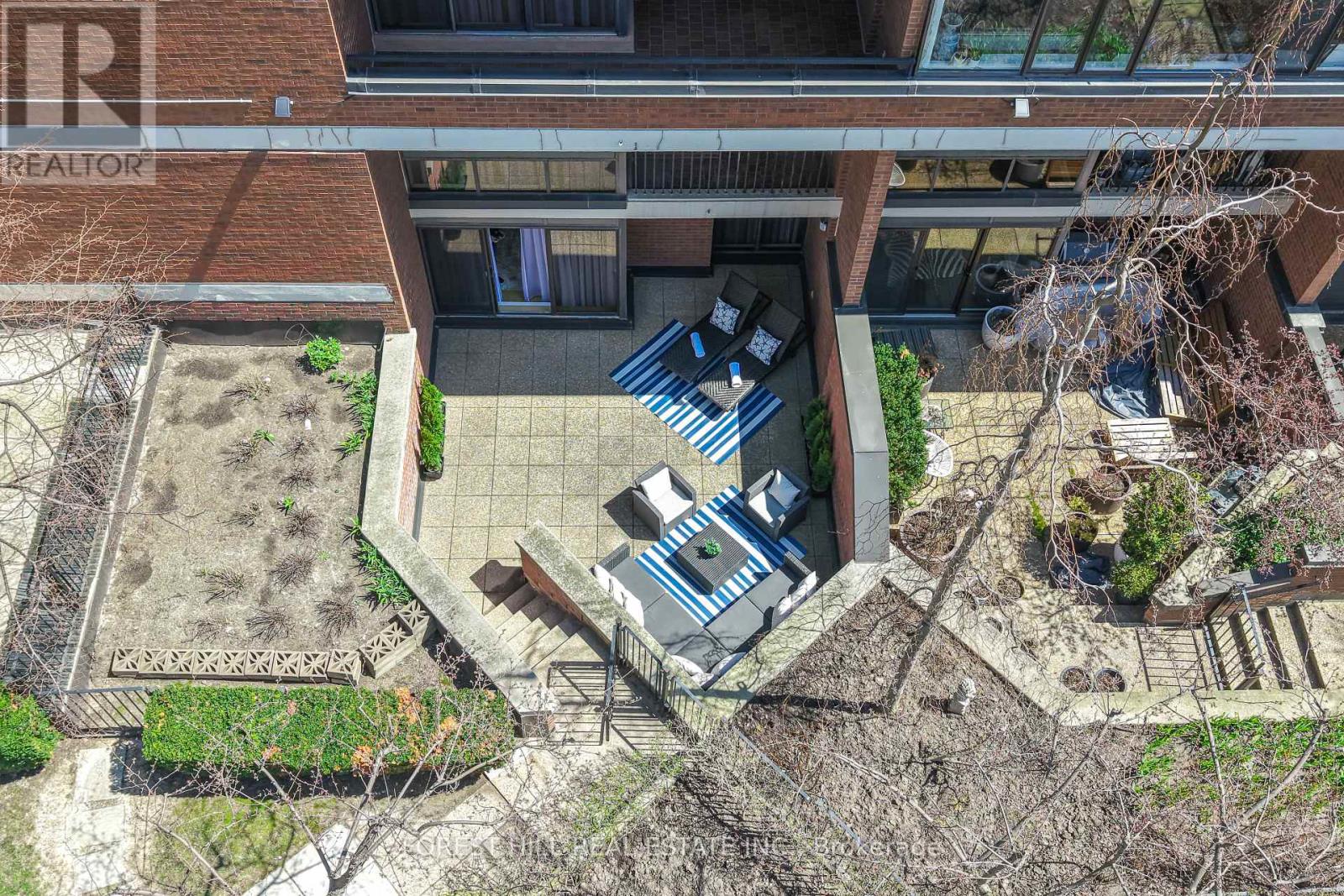 #115 349 ST CLAIR AVENUE W - 28