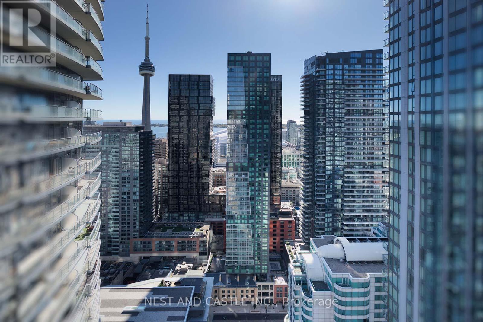 #4104 327 KING STREET W - 3