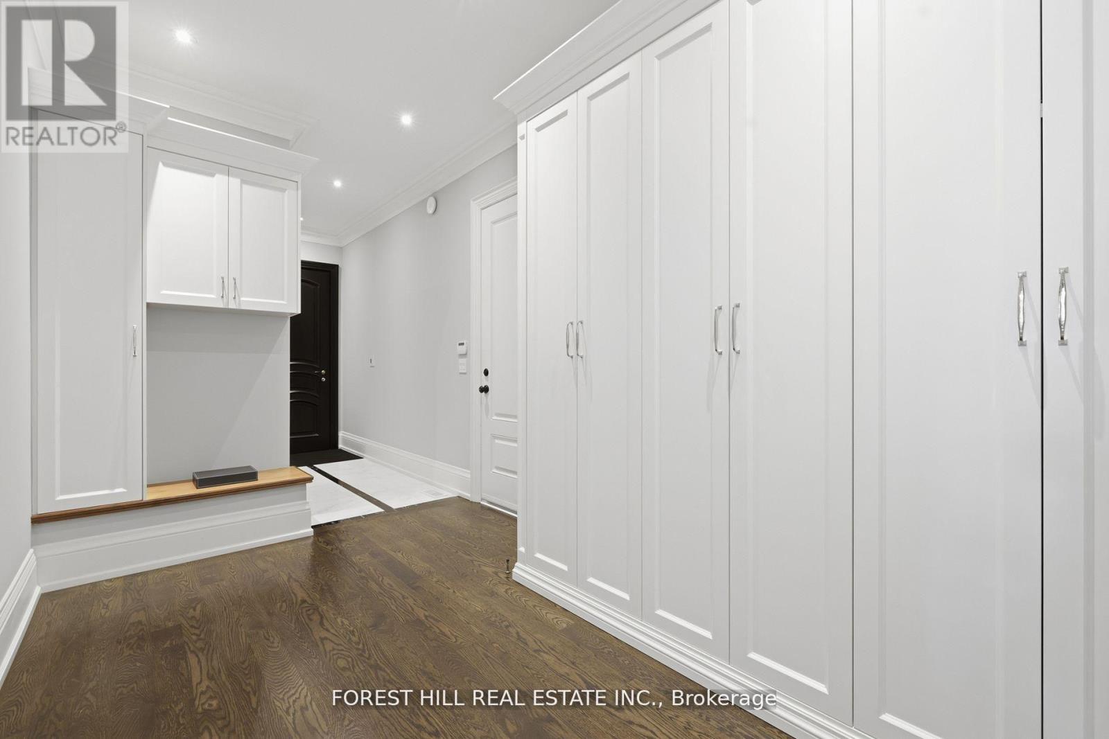 39 PATRICIA DRIVE E - 23