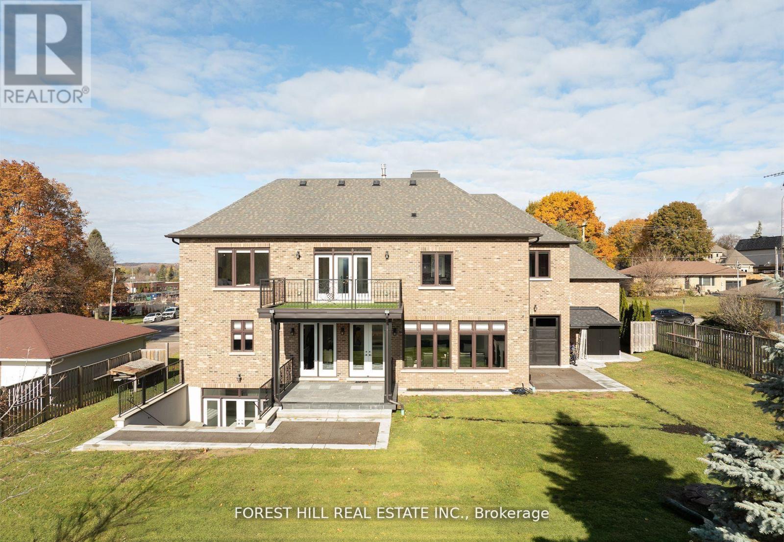 39 PATRICIA DRIVE E - 47