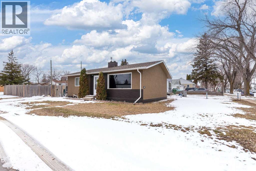 4801 42 Street — photo 23