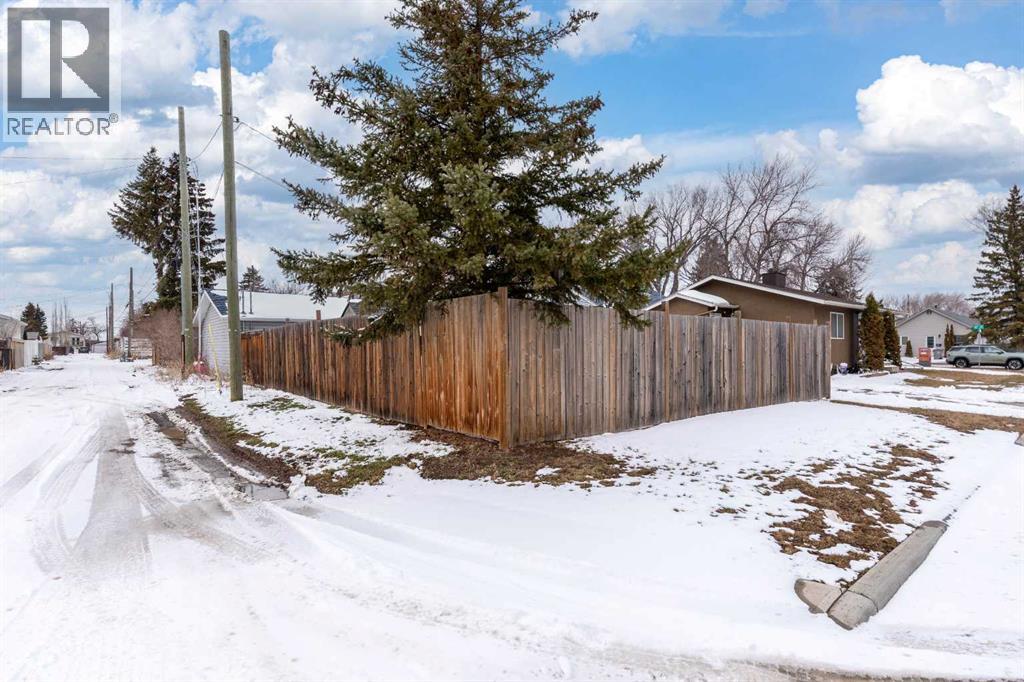 4801 42 Street — photo 24