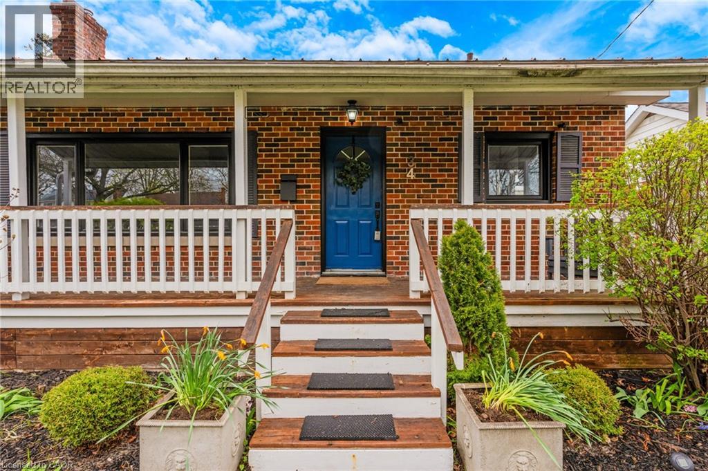 34 CHRISTOPHER Drive - 4