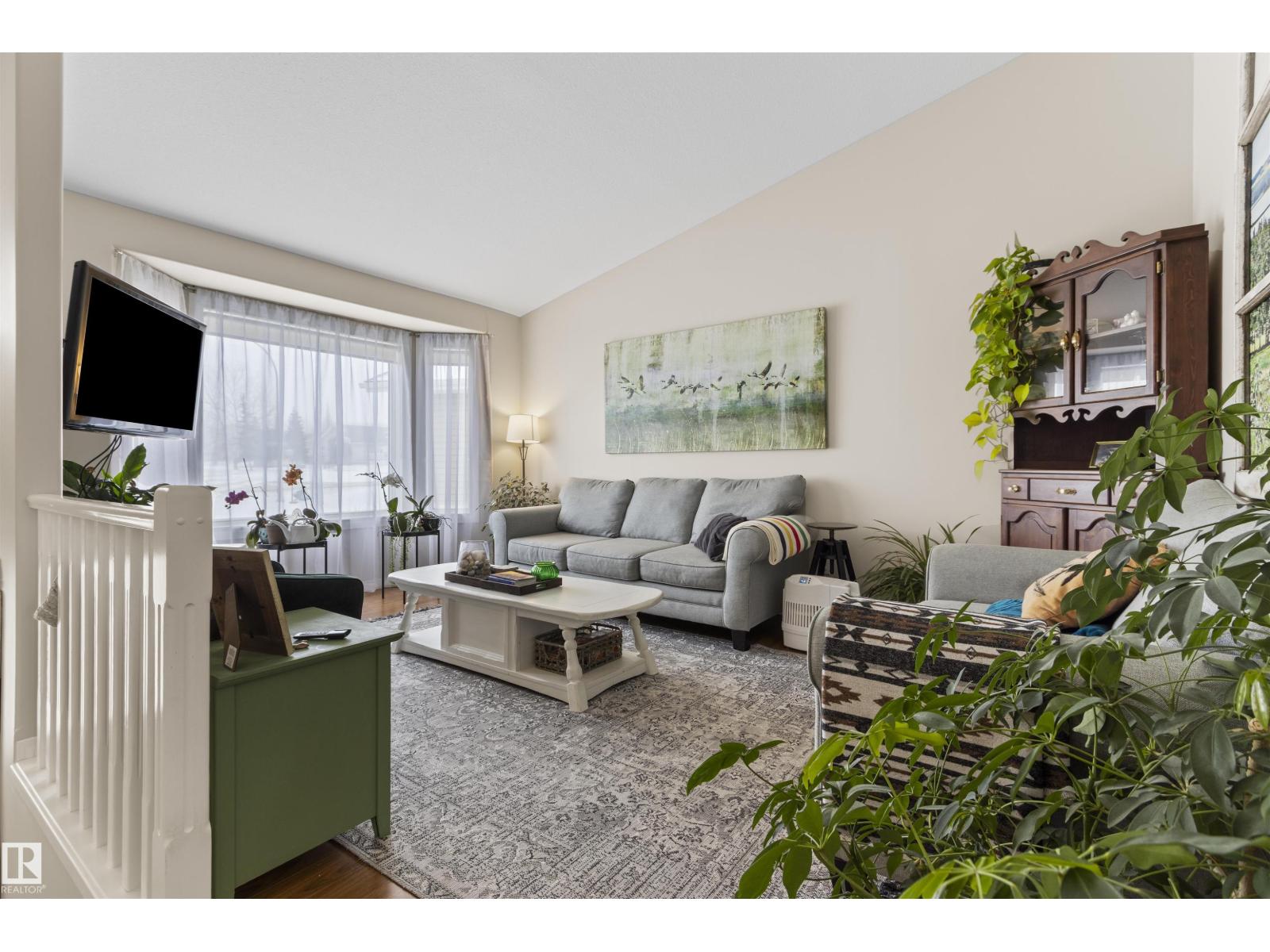 3728 48B AV — photo 15