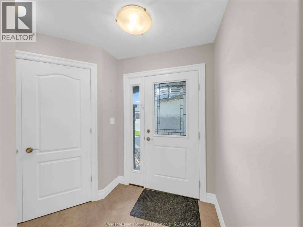 98 HOUGHTON STREET, Essex, Ontario, N8M0A5 — Photo 8