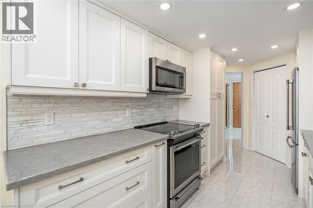 1905 PILGRIMS Way Unit# 203, Oakville, Ontario, L6M2X2 — Photo 12