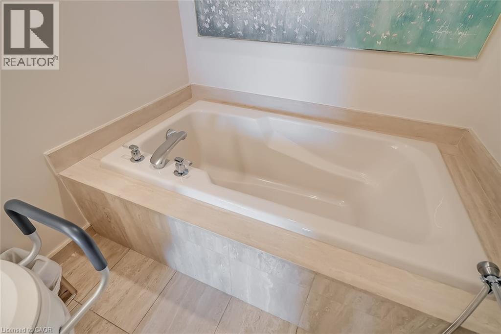 1905 PILGRIMS Way Unit# 203, Oakville, Ontario, L6M2X2 — Photo 28