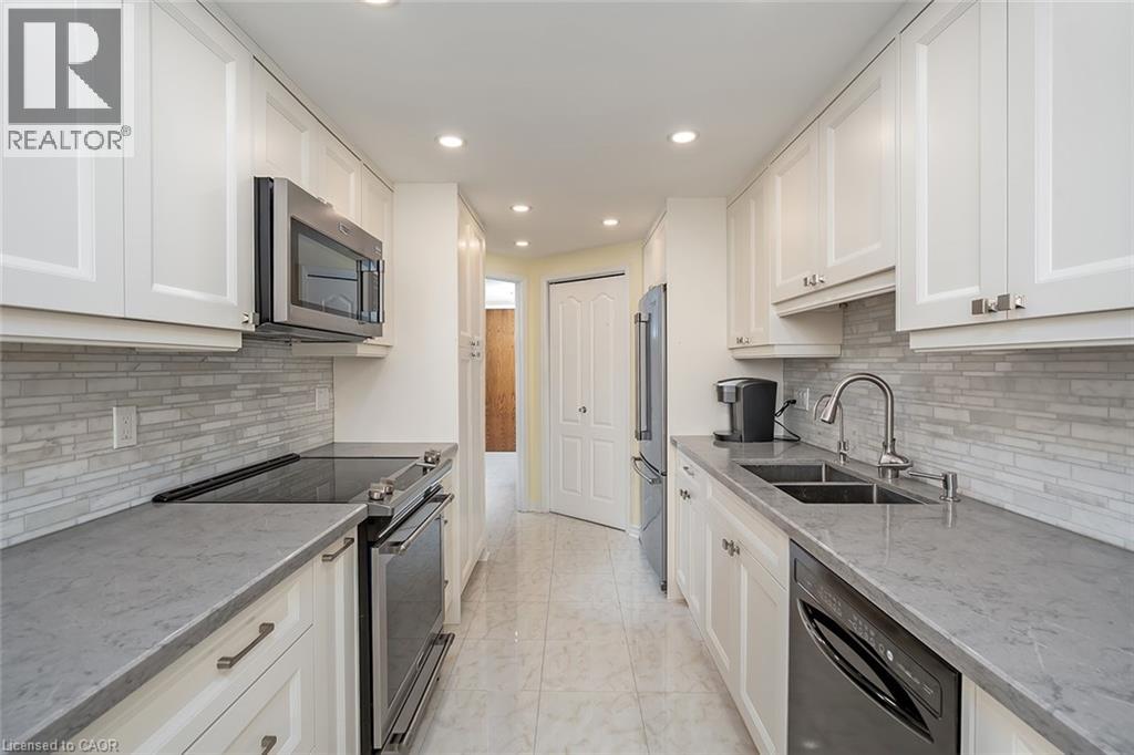 1905 PILGRIMS Way Unit# 203, Oakville, Ontario, L6M2X2 — Photo 11