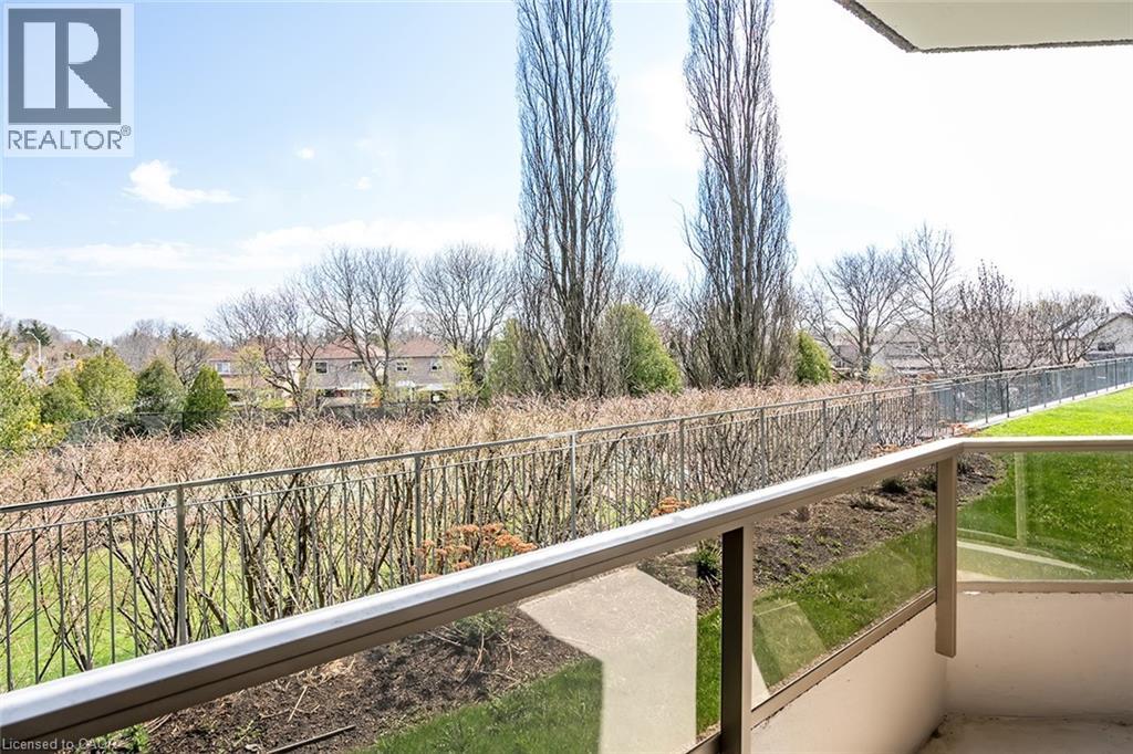 1905 PILGRIMS Way Unit# 203, Oakville, Ontario, L6M2X2 — Photo 24