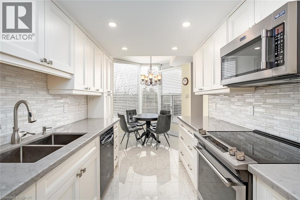 1905 PILGRIMS Way Unit# 203, Oakville, Ontario, L6M2X2 — Photo 8