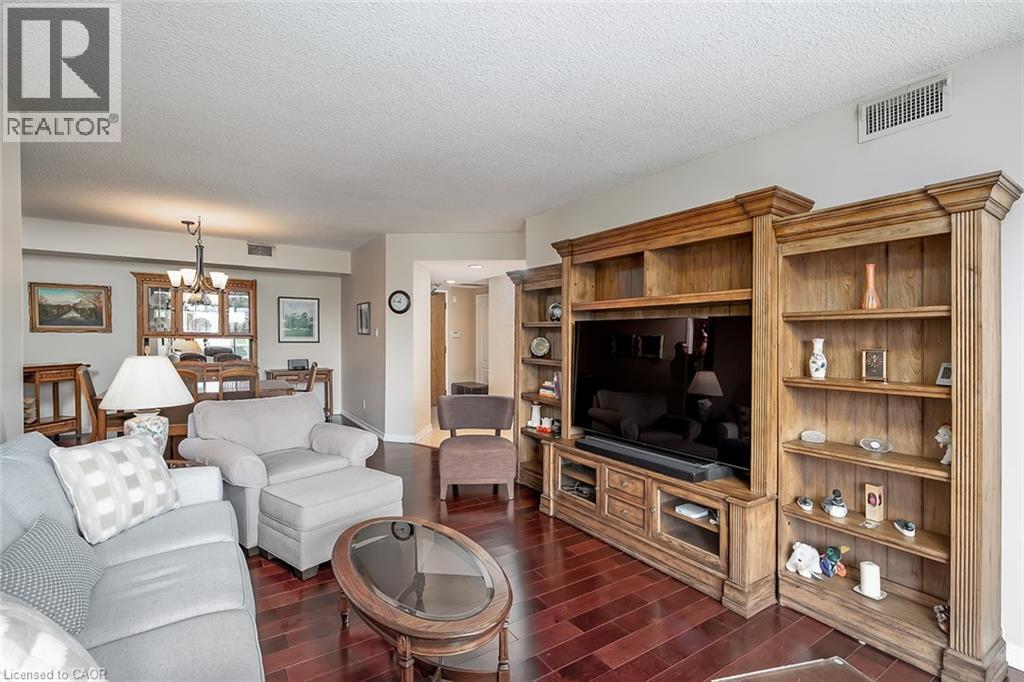 1905 PILGRIMS Way Unit# 203, Oakville, Ontario, L6M2X2 — Photo 21