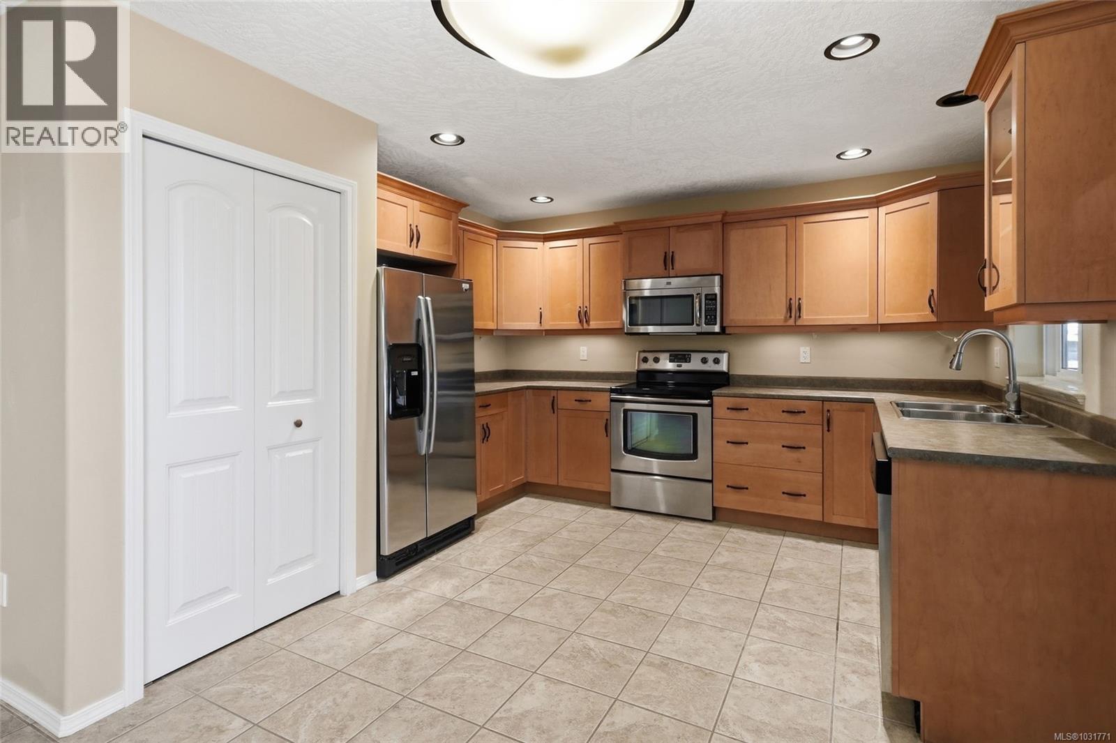 1727 Miama Crt - 22