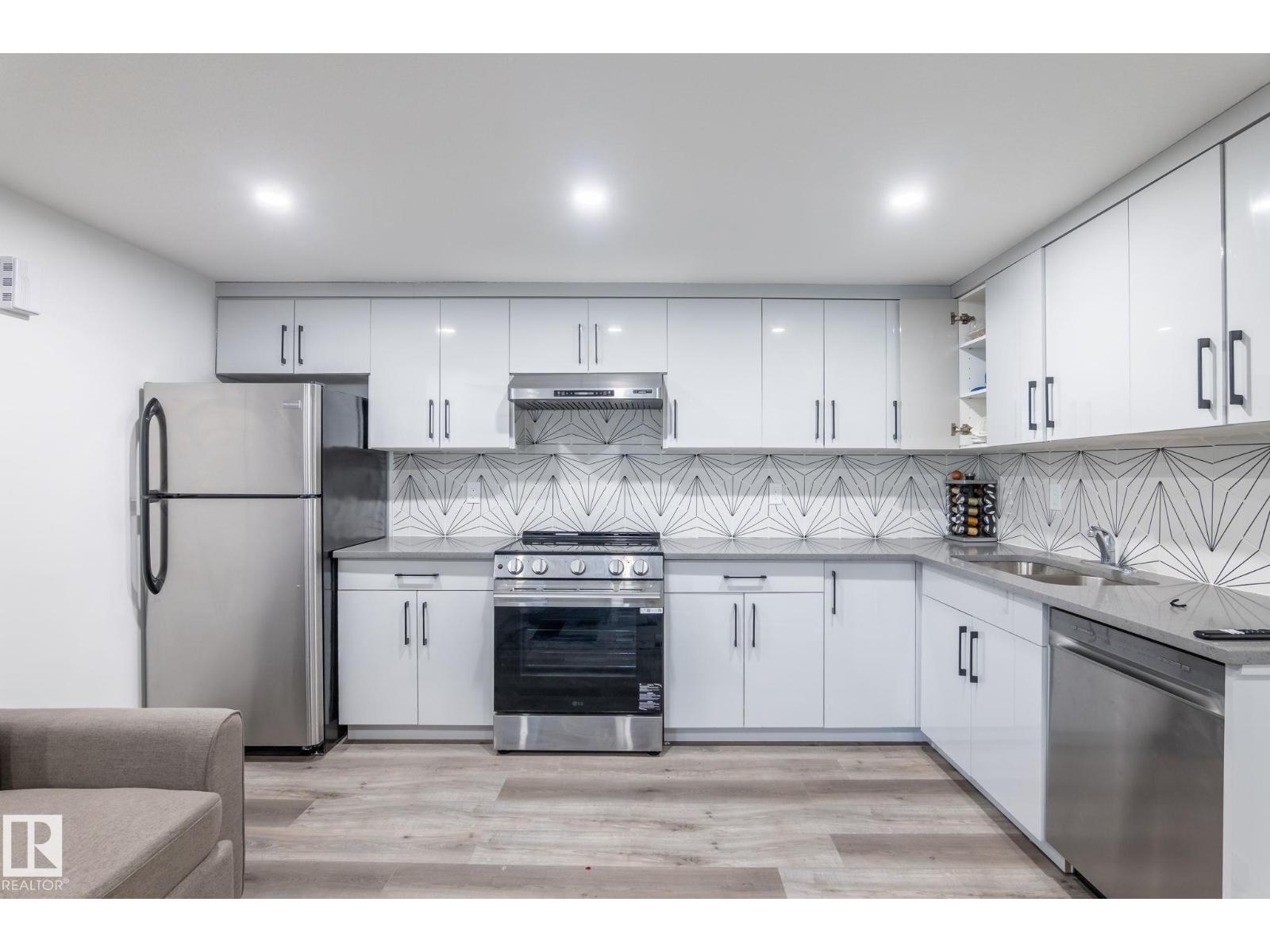 6607 50A AV, Beaumont