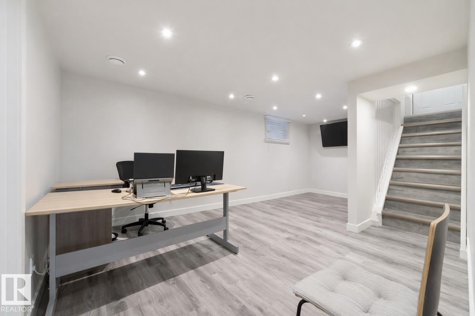 11208 66 ST NW, Edmonton