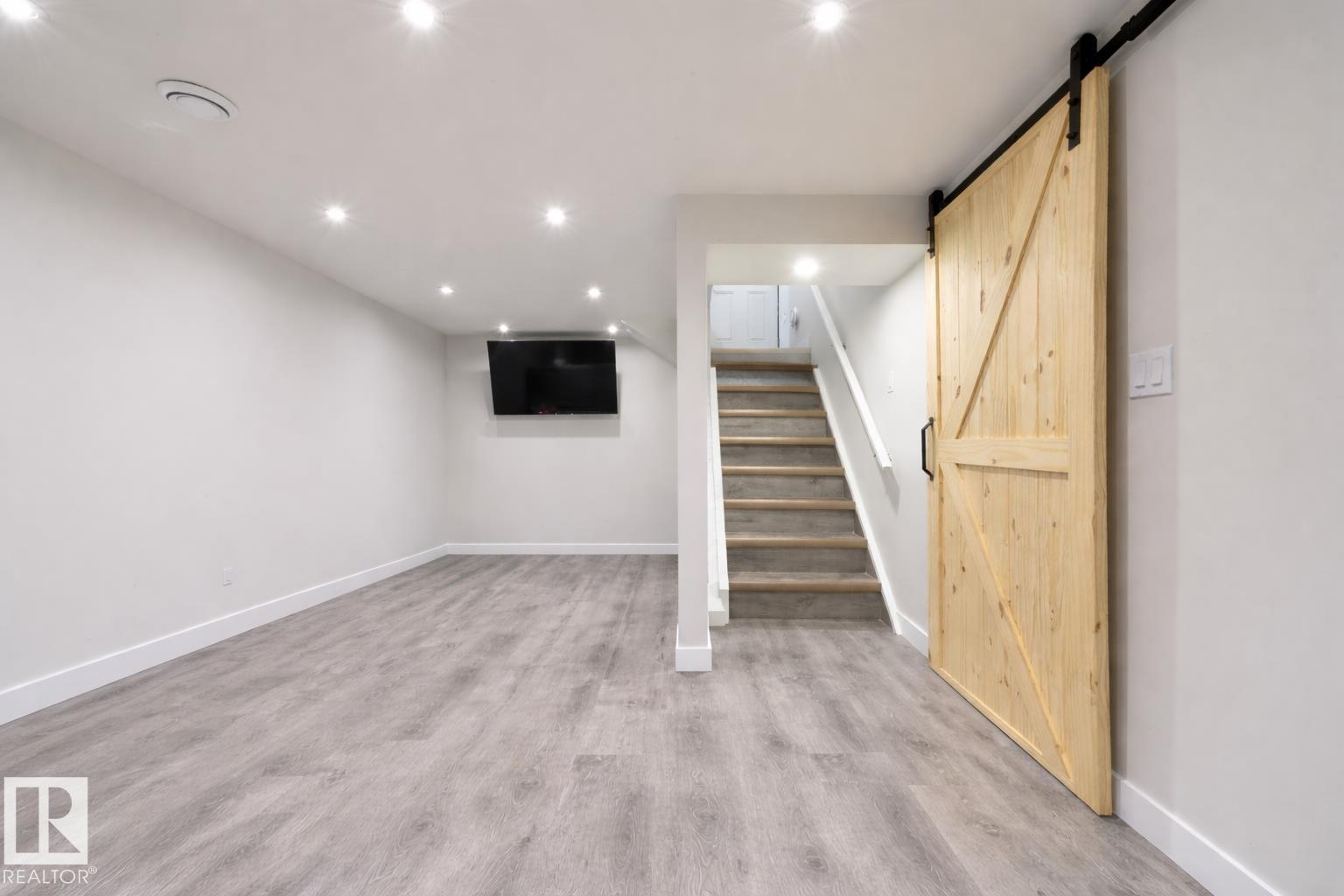 11208 66 ST NW, Edmonton