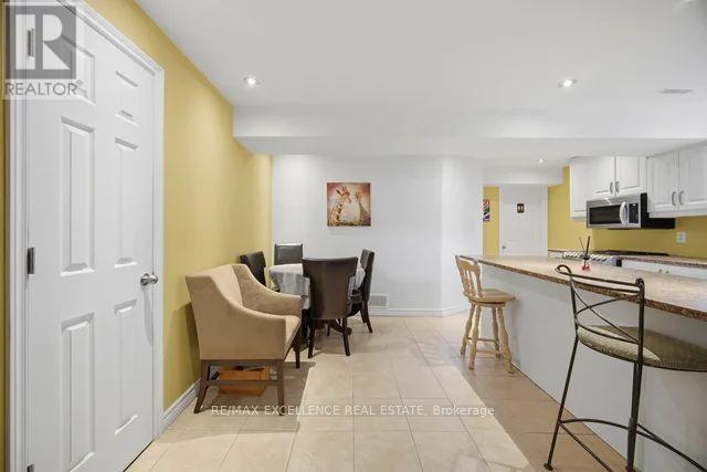 22 WARDLAW AVENUE - 31