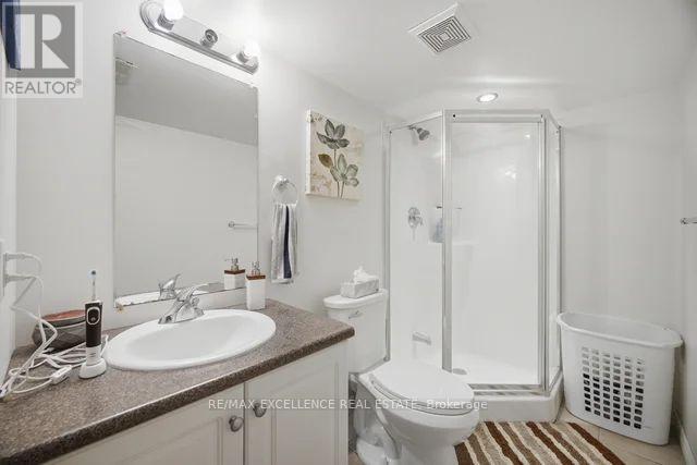 22 WARDLAW AVENUE - 42