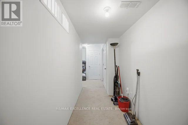 22 WARDLAW AVENUE - 43