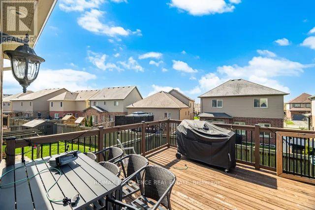 22 WARDLAW AVENUE - 45