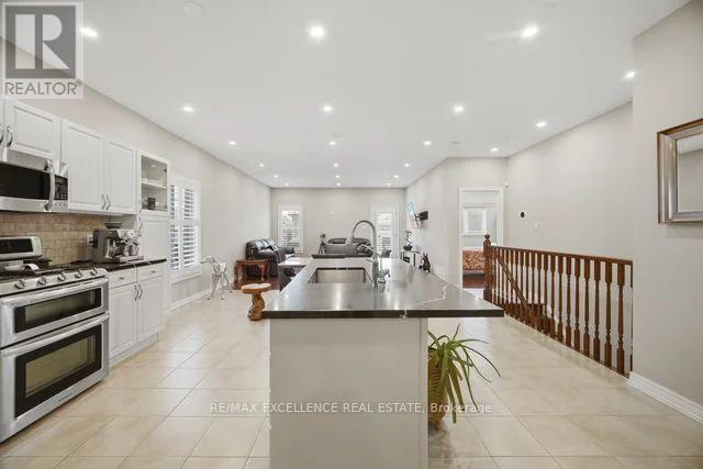 22 WARDLAW AVENUE - 9