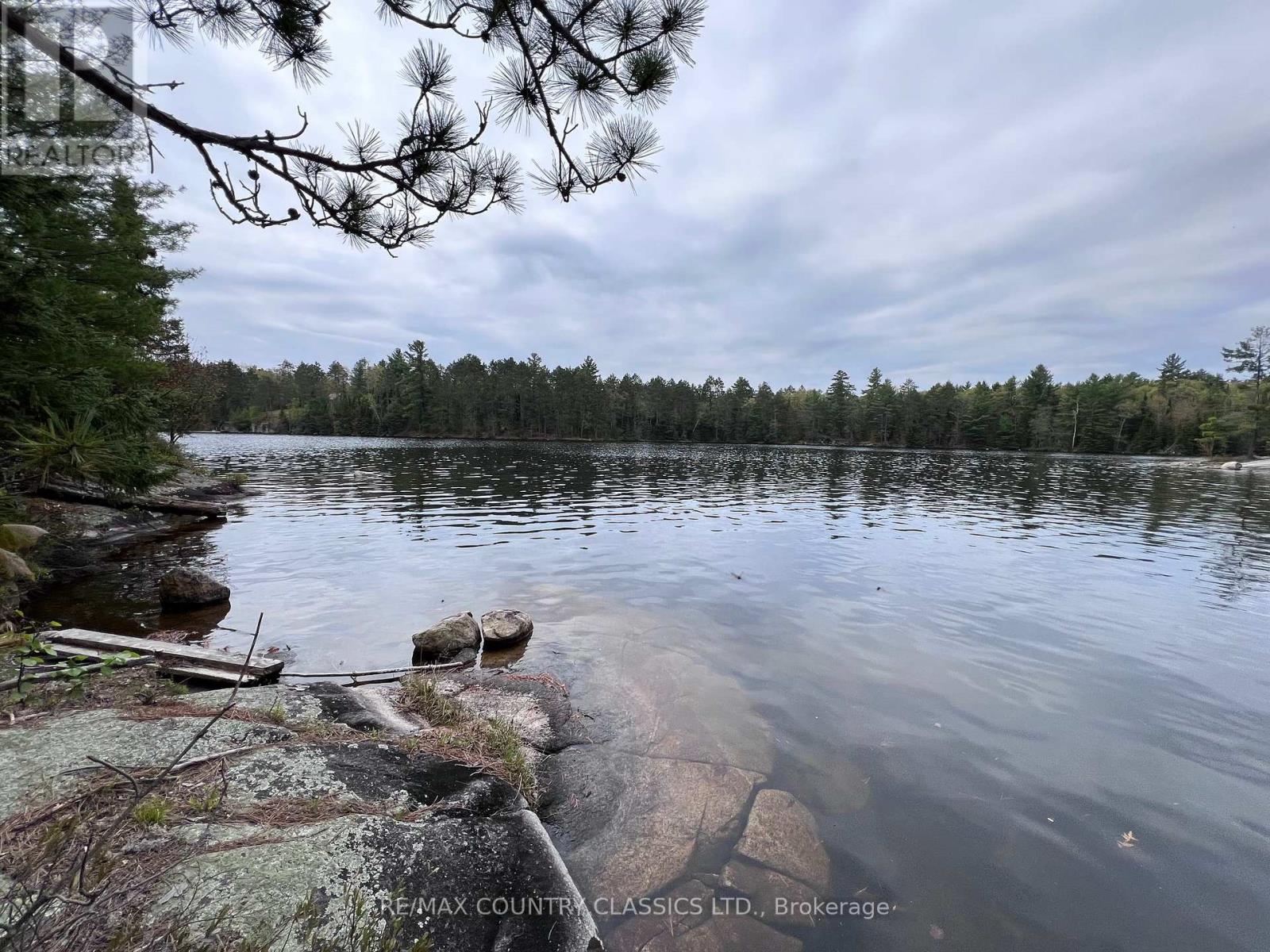 910 WESLEMKOON LAKE - 31