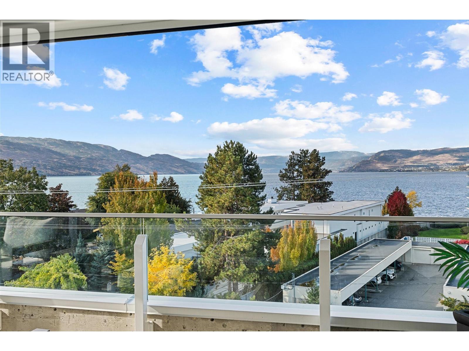 4071 Lakeshore Road Unit# 402, Kelowna