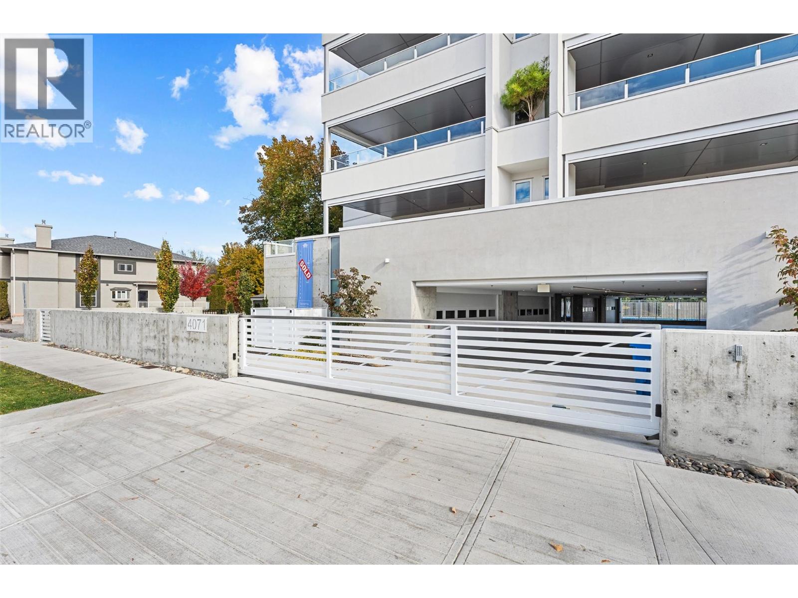 4071 Lakeshore Road Unit# 402, Kelowna