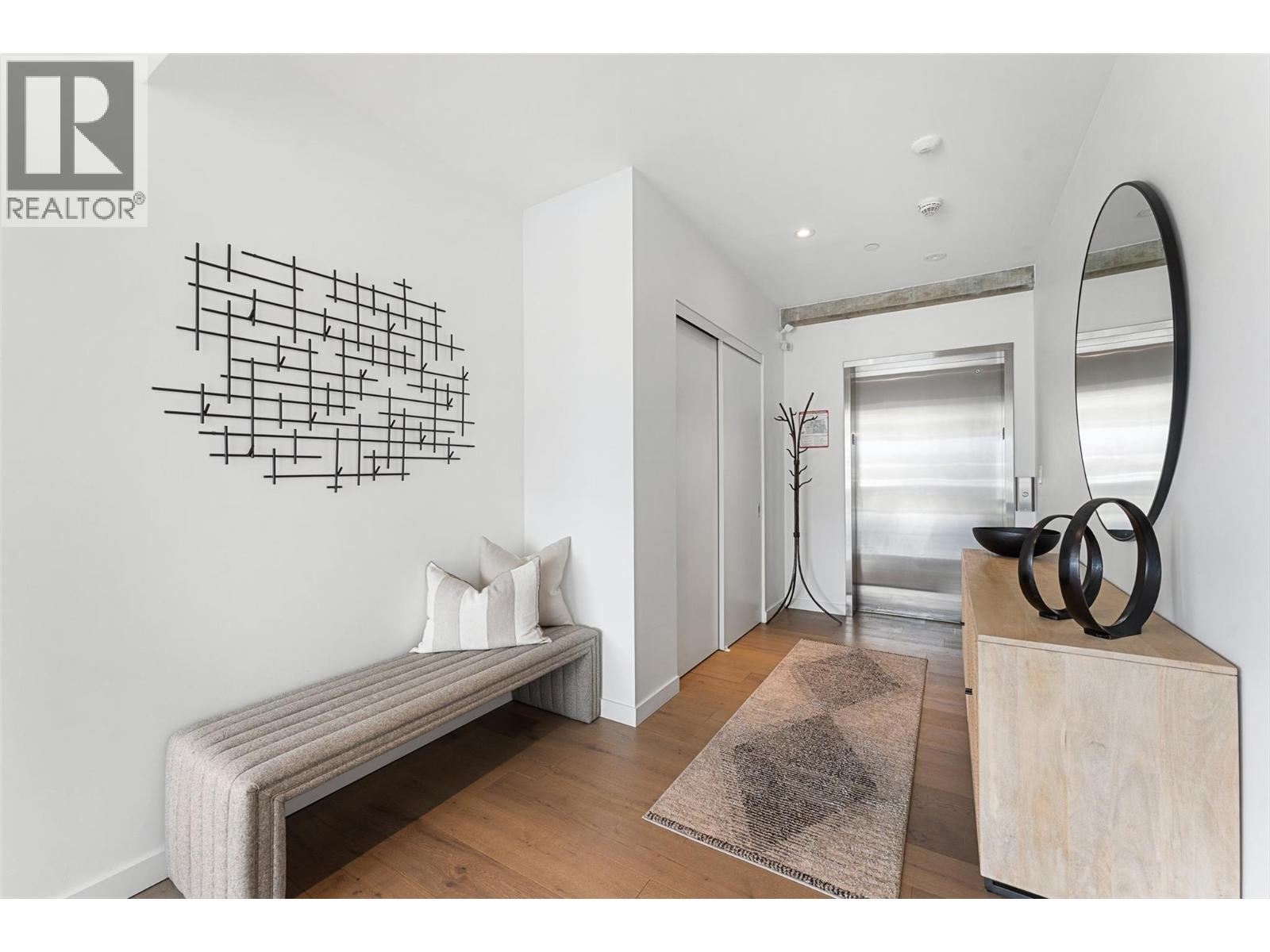 4071 Lakeshore Road Unit# 402, Kelowna