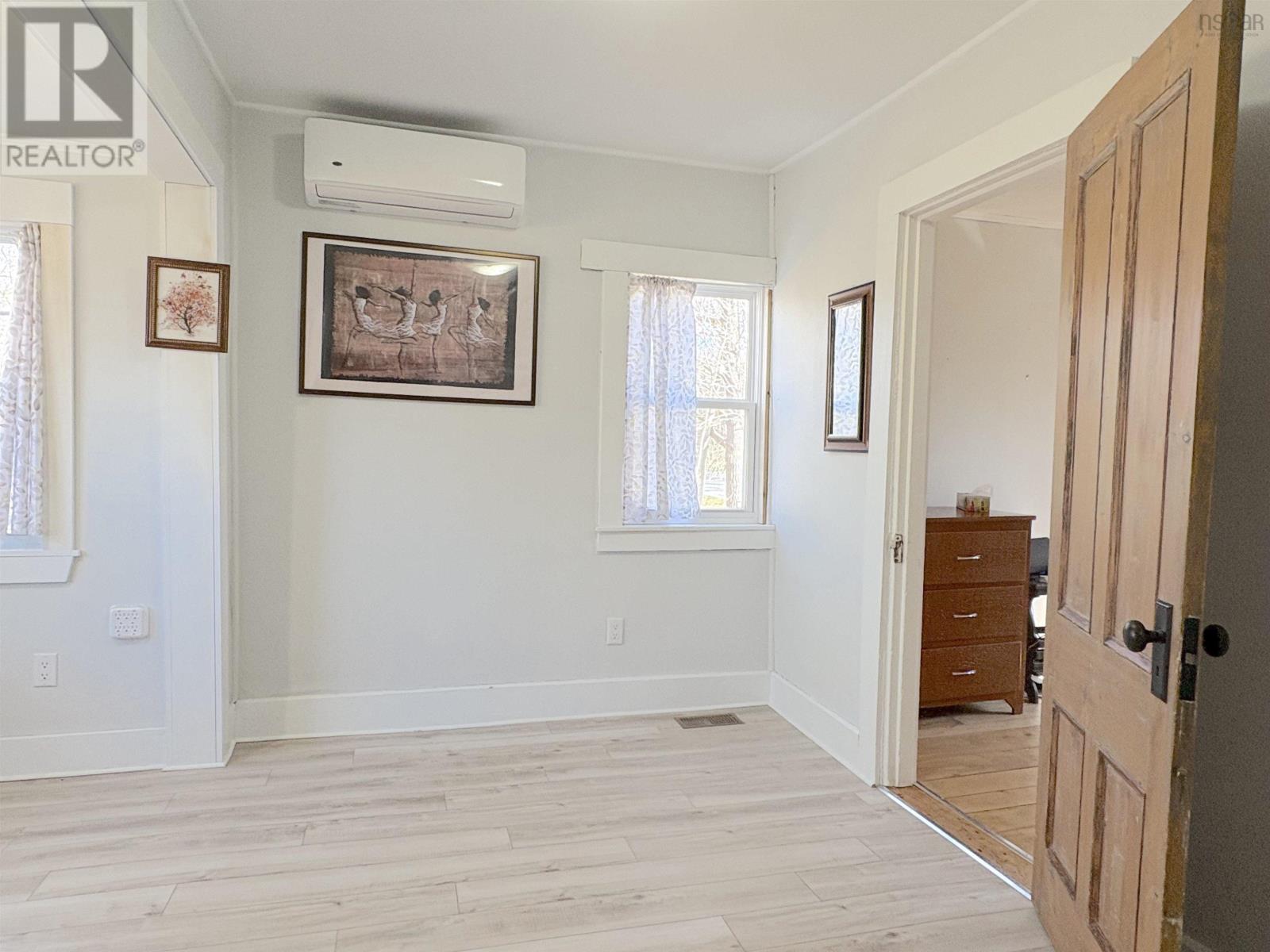 Property 18 of 27 of 105 Harriet