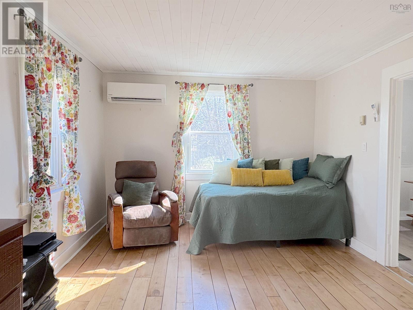 Property 23 of 27 of 105 Harriet