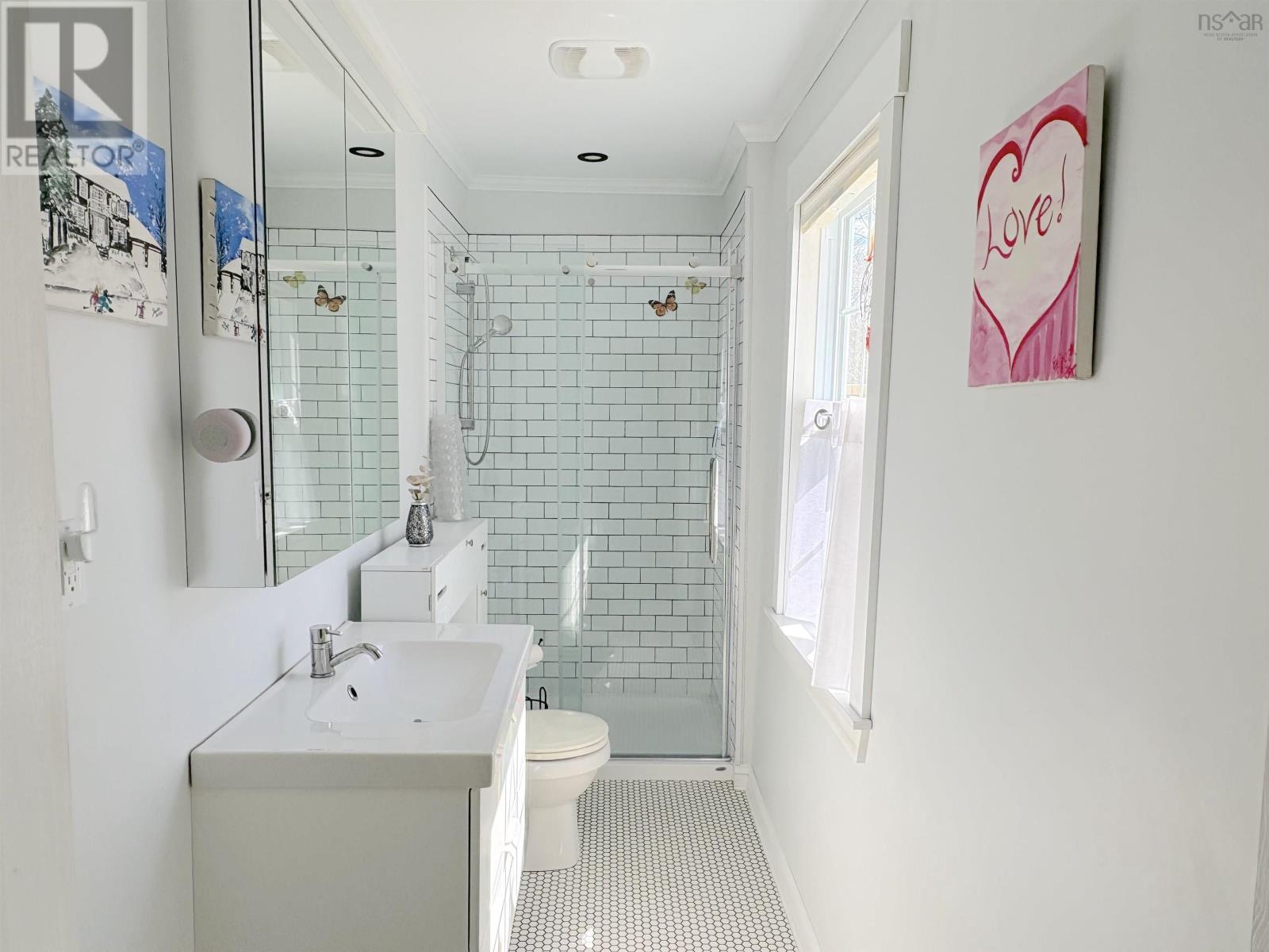 Property 12 of 27 of 105 Harriet