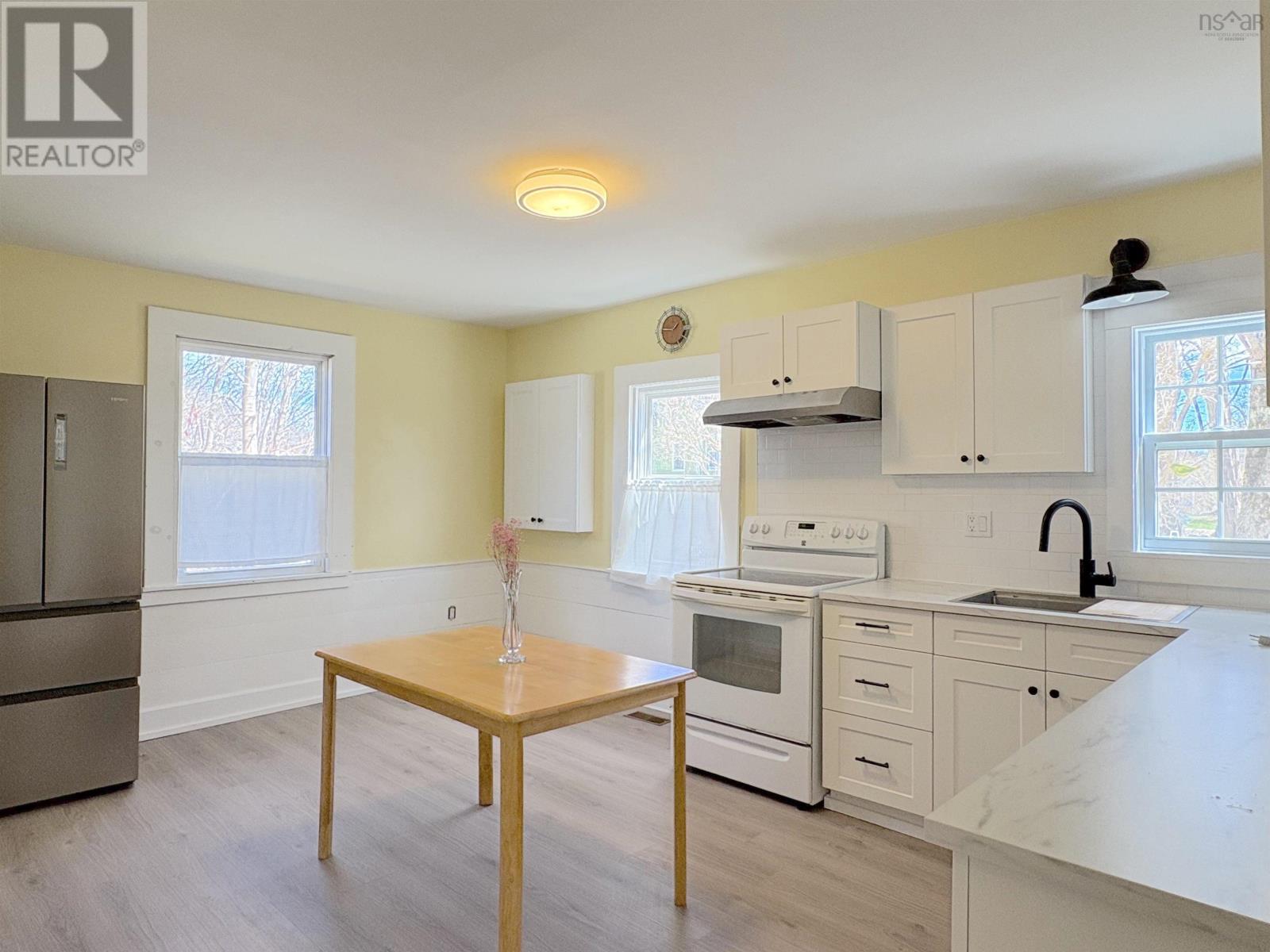 Property 15 of 27 of 105 Harriet