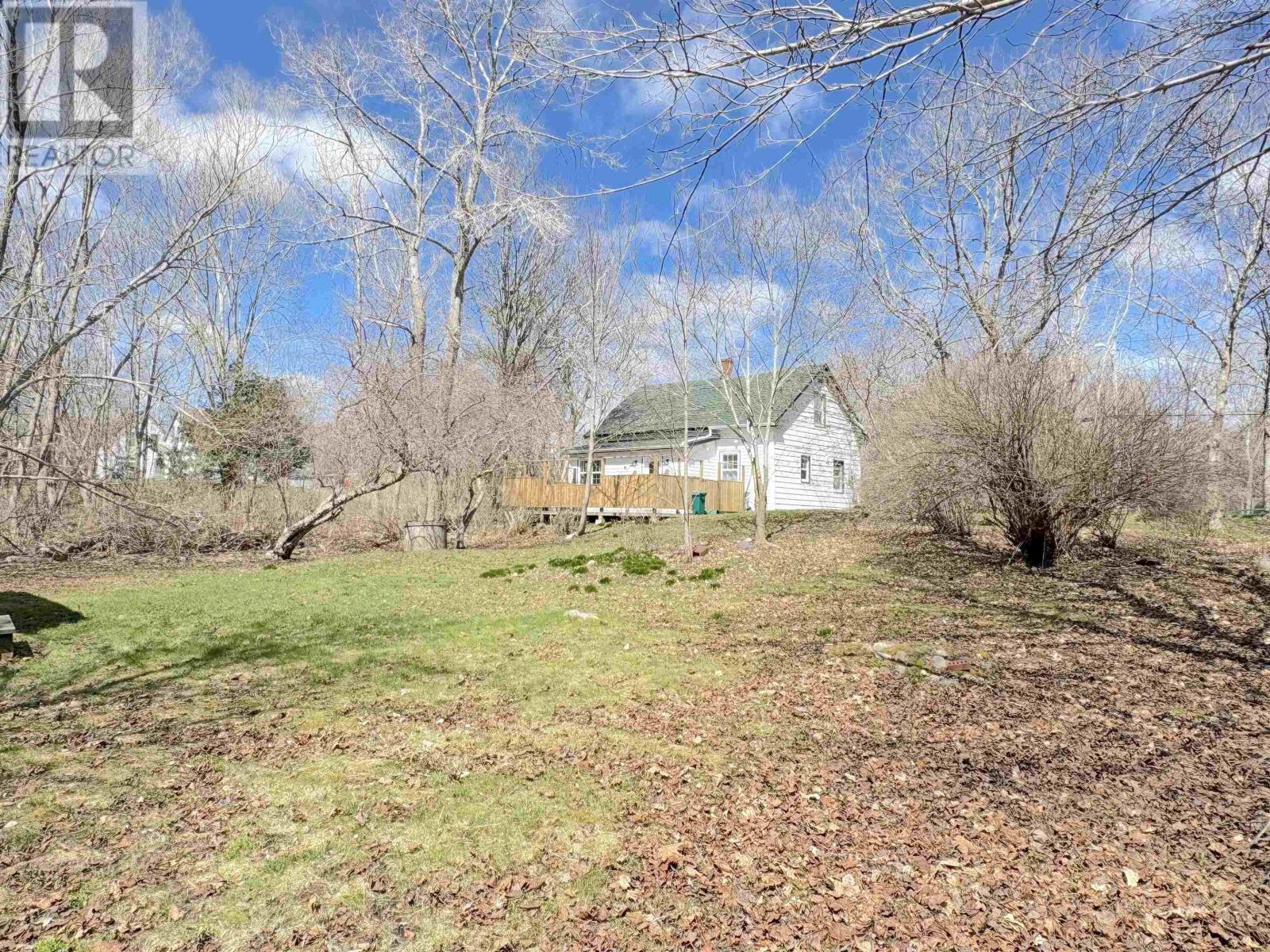 Property 6 of 27 of 105 Harriet