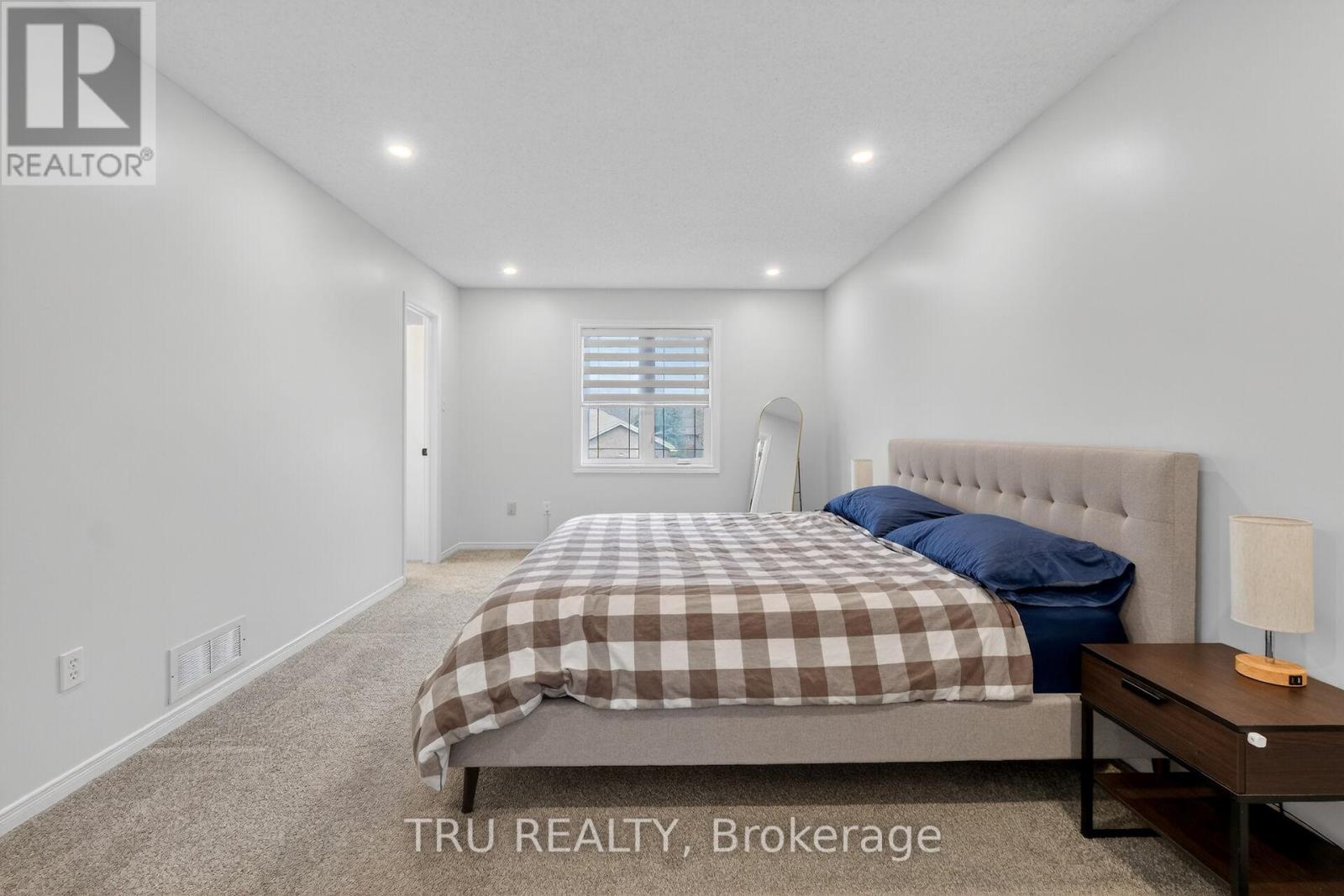 36 JAMES LEWIS AVENUE - 25