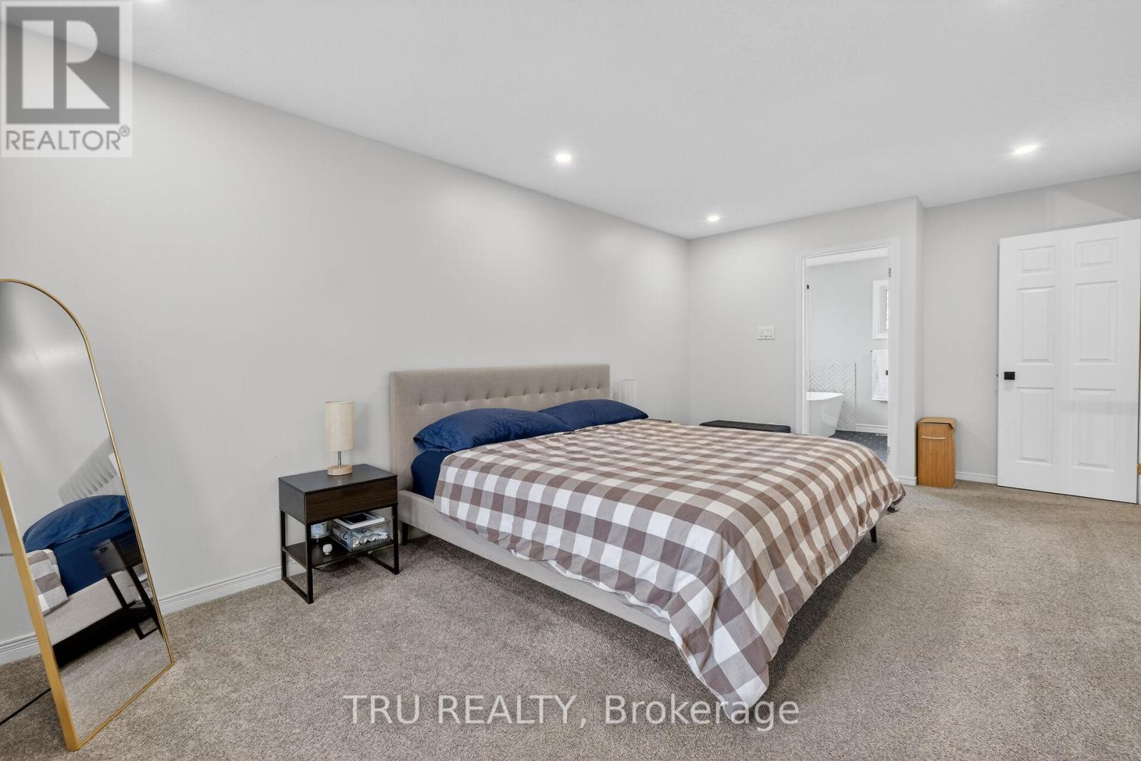 36 JAMES LEWIS AVENUE - 26